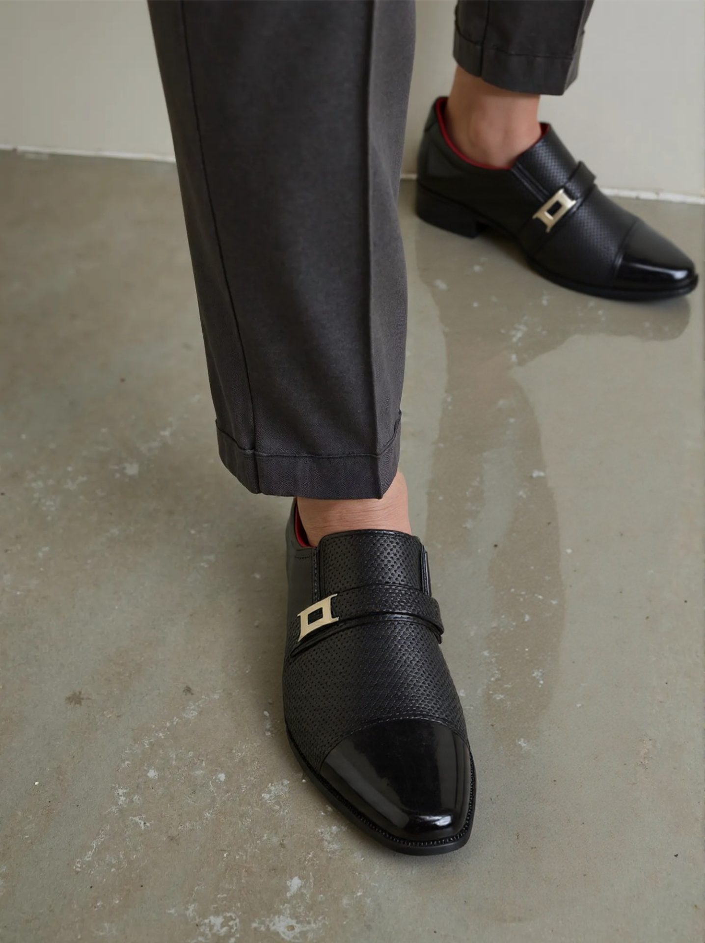 sapato social masculino, sapato social couro, sapato social preto, sapato social marrom, sapato social confortável, sapato social elegante, sapato social bico fino, sapato social com cadarço, sapato social sem cadarço