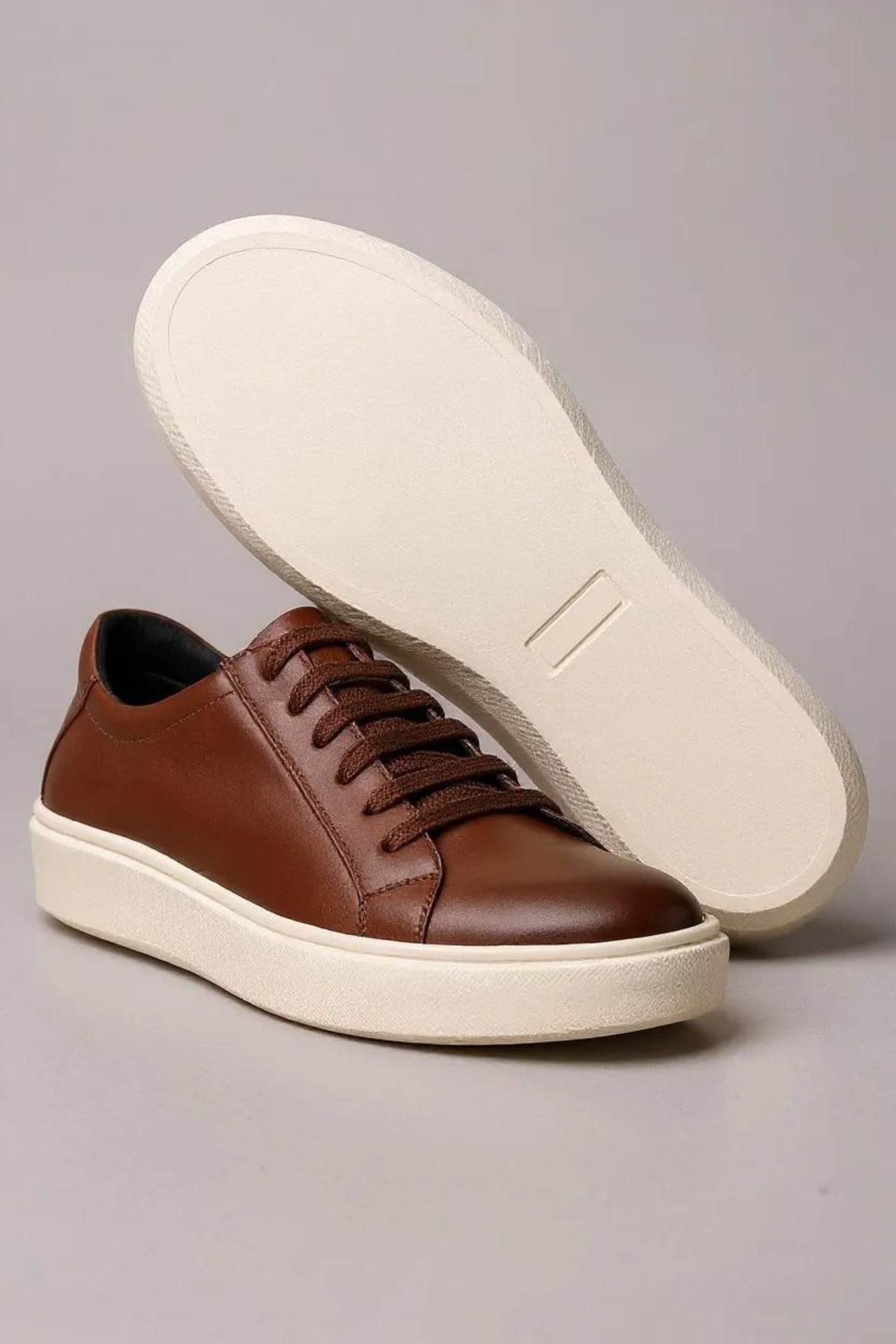 sapatênis masculino, sapatênis masculino casual, sapatênis masculino confortável, sapatênis masculino couro, sapatênis masculino preto, sapatênis masculino marrom, sapatênis masculino moderno, sapatênis masculino elegante, sapatênis masculino leve, sapatênis masculino para trabalho