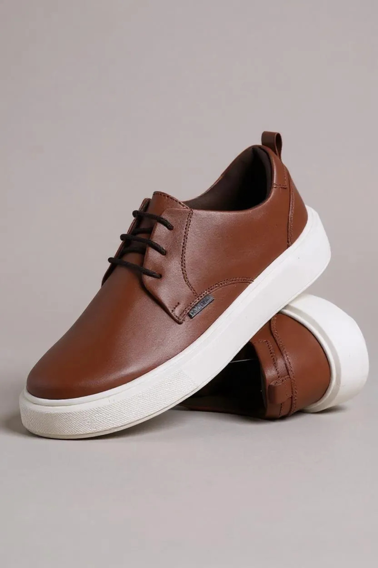 sapatênis masculino, sapatênis masculino casual, sapatênis masculino confortável, sapatênis masculino couro, sapatênis masculino preto, sapatênis masculino marrom, sapatênis masculino moderno, sapatênis masculino elegante, sapatênis masculino leve, sapatênis masculino para trabalho