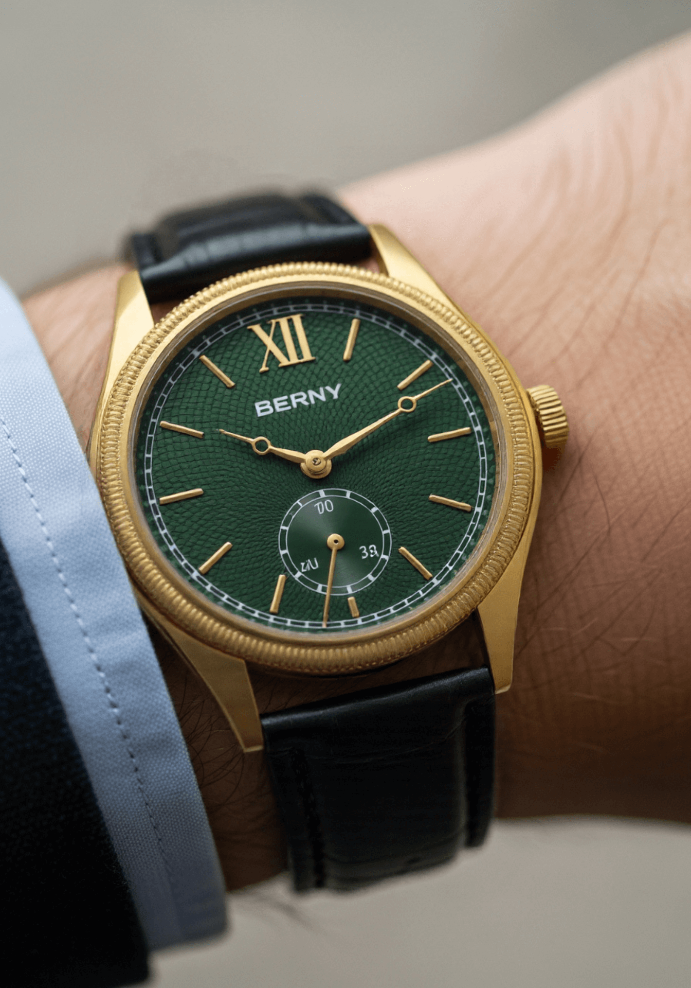 RELOGIO-MASCULINO-DE-PULSO-QUARTZO-LUXO-BERNY-GREEN-03