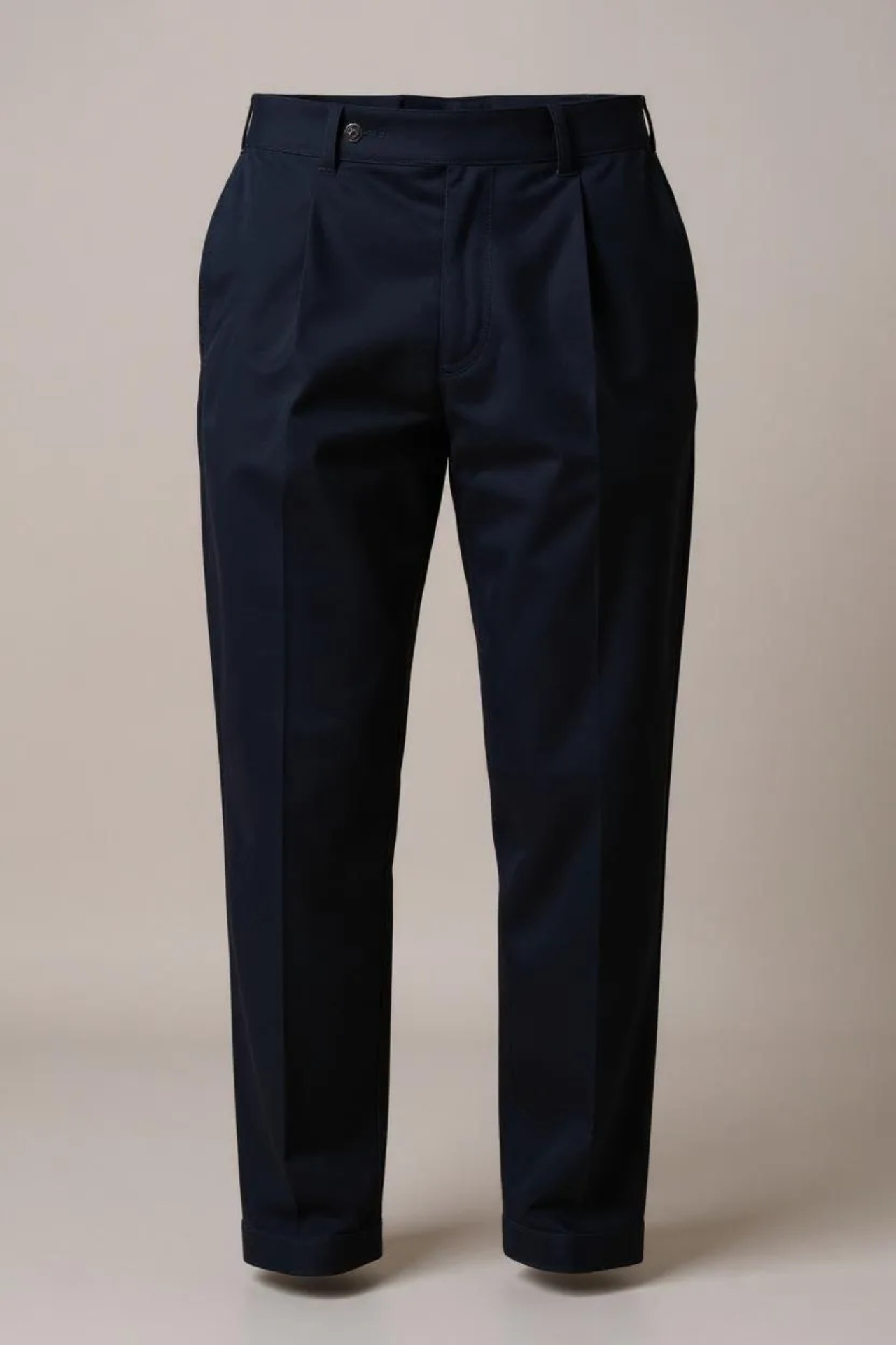 calça de alfaiataria masculina, calça alfaiataria com pregas, calça alfaiataria cintura alta, calça alfaiataria tecido leve, calça alfaiataria moderna, calça alfaiataria social, calça alfaiataria estilosa, calça alfaiataria confortável, calça alfaiataria casual