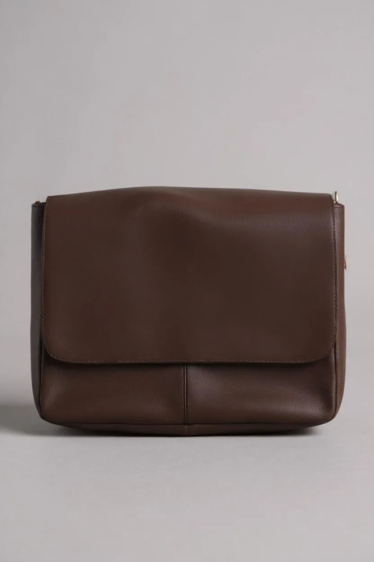 bolsa masculina couro, bolsa de couro masculina, bolsa couro legítimo masculino, bolsa couro masculina executiva, bolsa couro estilo masculino, bolsa couro vintage masculina, bolsa couro para notebook, bolsa couro para trabalho, bolsa couro marrom masculino, bolsa couro preta masculina, bolsa couro, bolsa de couro, bolsa de couro legítimo, bolsa de couro vintage