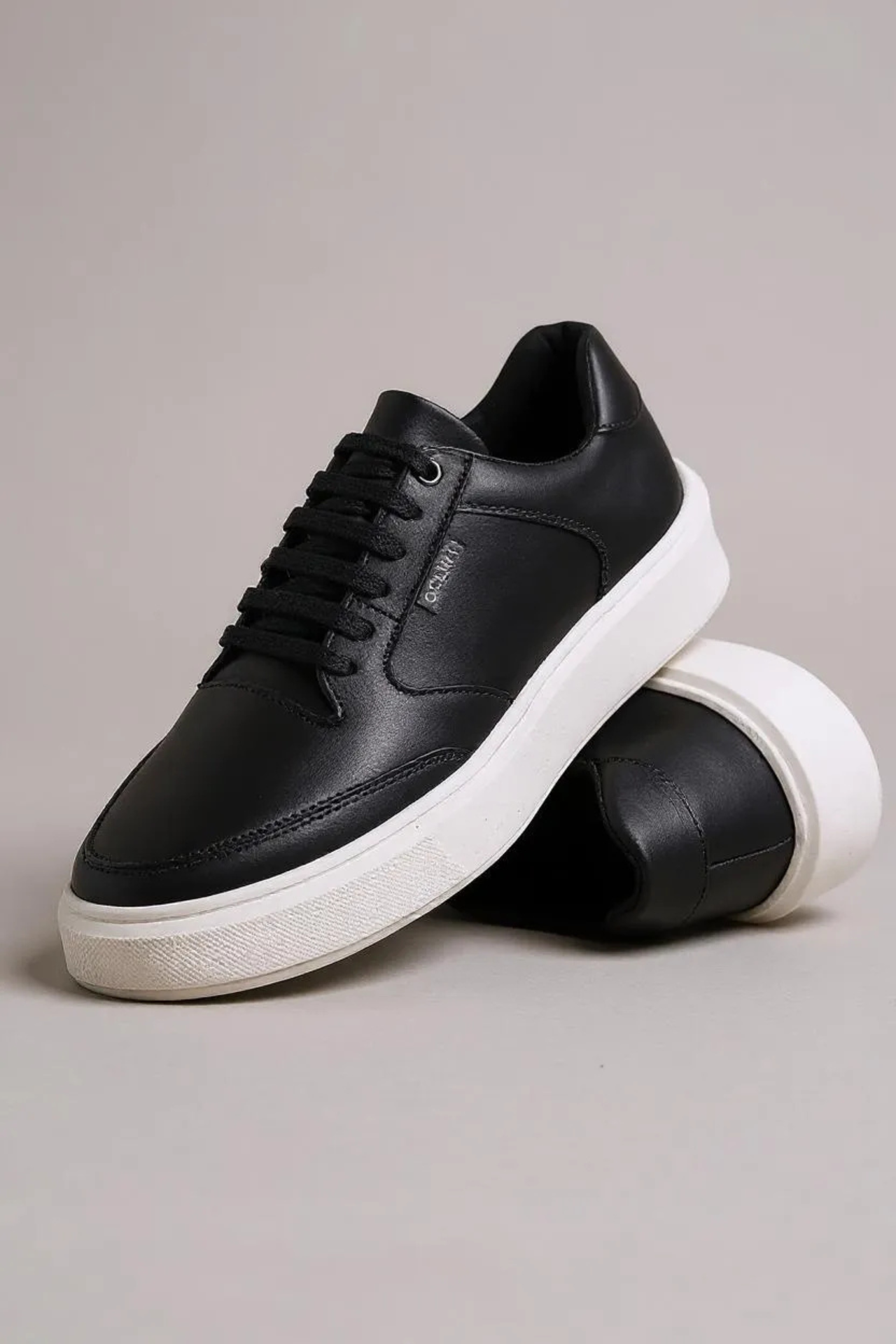 sapatênis masculino, sapatênis masculino casual, sapatênis masculino confortável, sapatênis masculino couro, sapatênis masculino preto, sapatênis masculino marrom, sapatênis masculino moderno, sapatênis masculino elegante, sapatênis masculino leve, sapatênis masculino para trabalho
